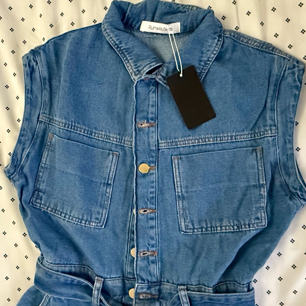Denim Romper - Picture 4 of 4